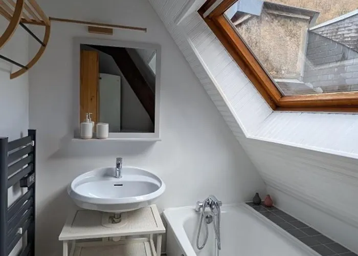 Appartement Cosy Au Coeur De Pour 4 Pers. - Fr-1-812-155